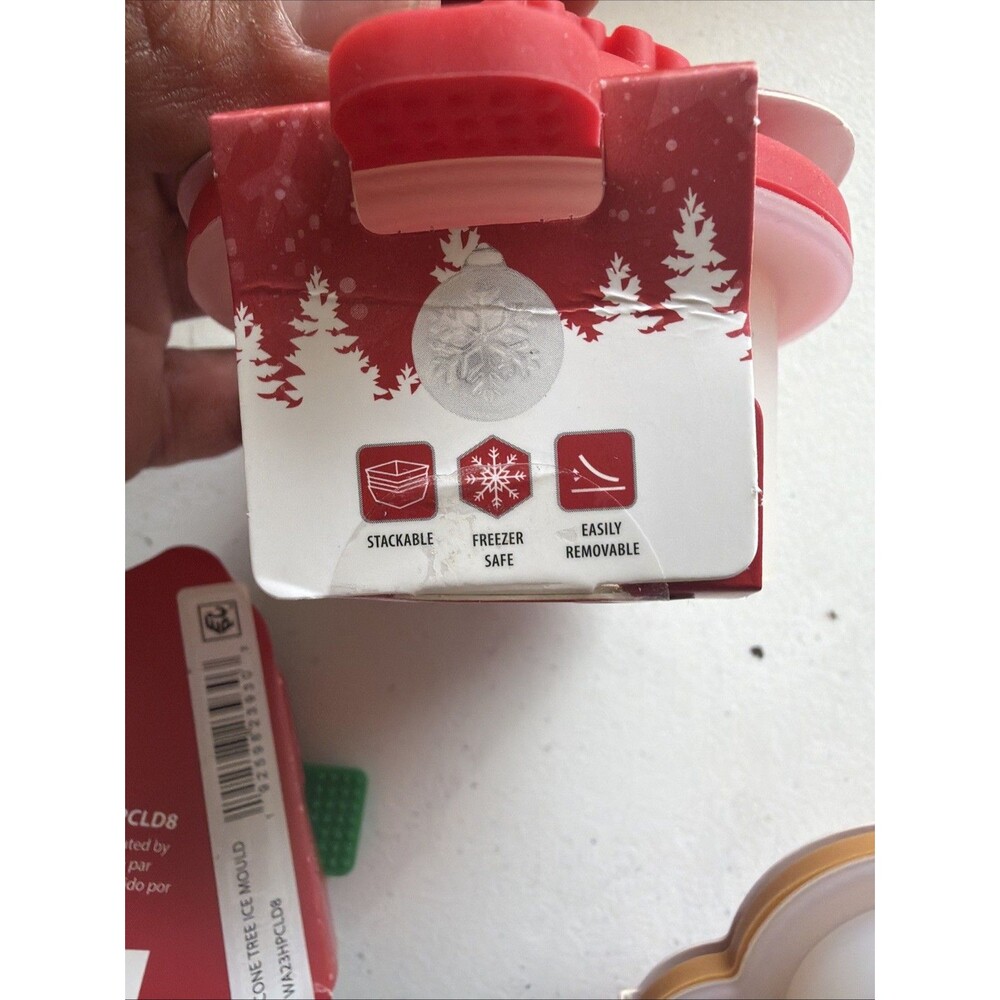 CWC Cook With Color Christmas Silicone Ice Mold Set Tree Gingerbread Snowflake - Picture 10 of 10
